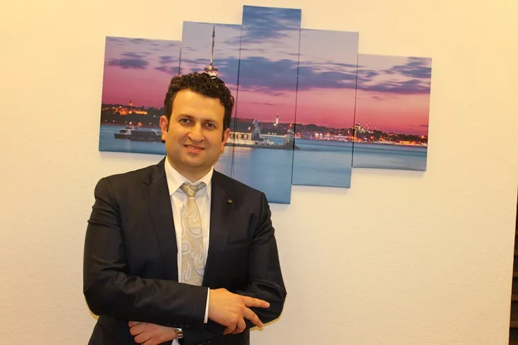 Av. Talha Barut, yeni büroda
